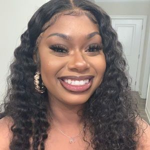 Meet your Posher, Love